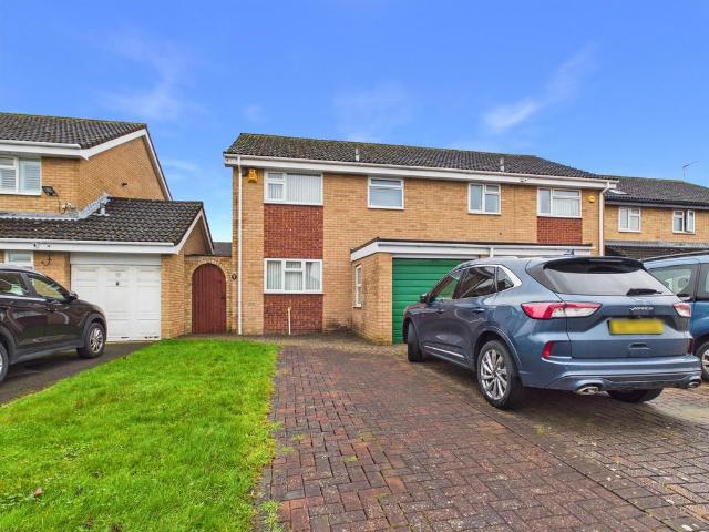House for sale in Lower Rea, Gloucester