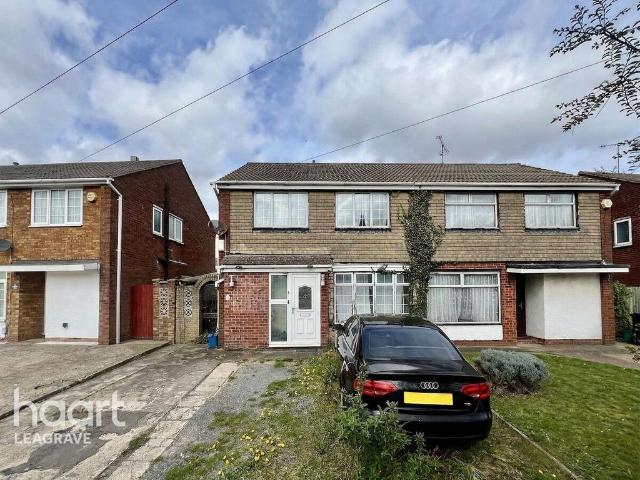 House for sale in Lewsey Farm, Luton