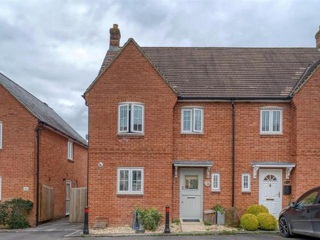 House for sale in Lodbourne, Gillingham
