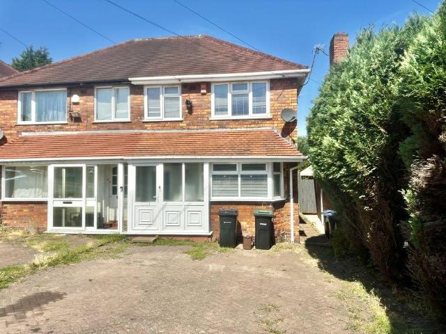 House for sale in Perry Beeches, Birmingham