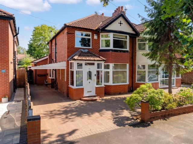 House for sale in Timperley, Trafford Park