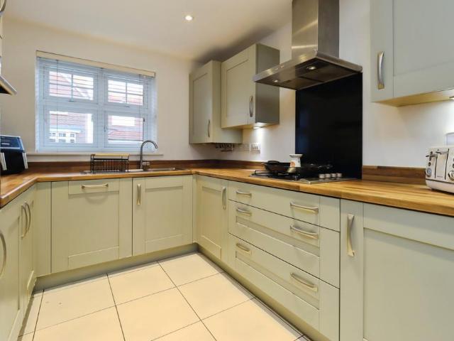 House for sale in Chorlton Lane, Cheshire