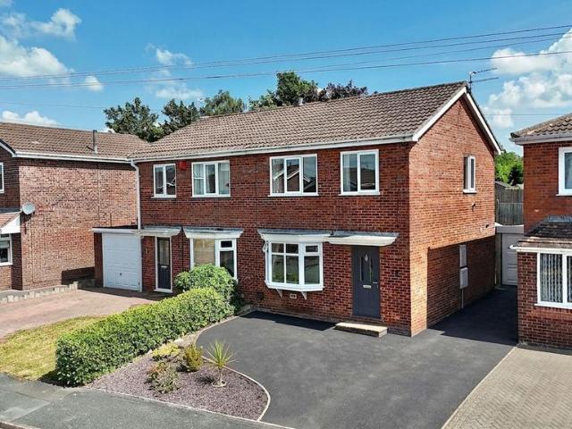 House for sale in Huntley, Kingsley Moor