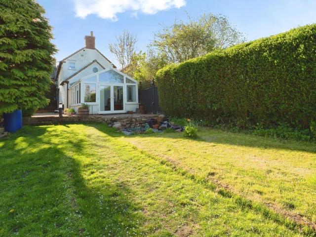 House for sale in East Midlands
