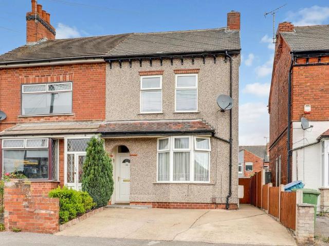 House for sale in Potters Corner, East Midlands