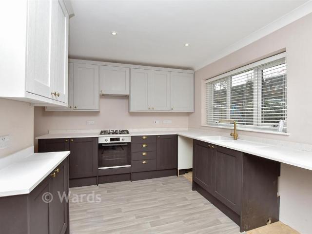 House for sale in Grove Park, Oad Street