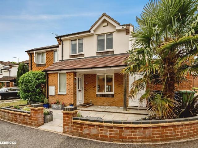 House for sale in Stokenchurch, Buckinghamshire