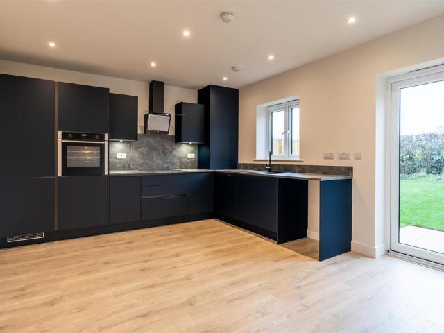 House for sale in Kedleston, East Midlands