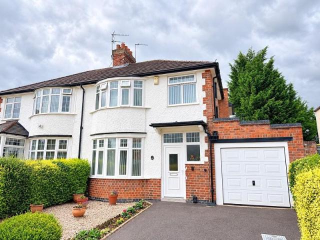 House for sale in Aylestone Park, Leicester