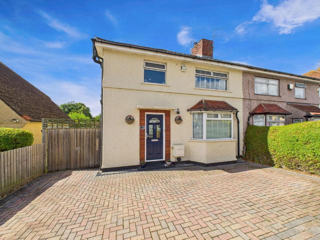 House for sale in Feckenham, City Of Bristol