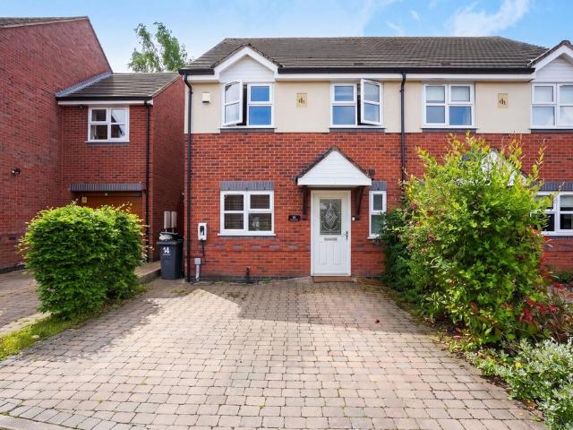 House for sale in Hall Green, West Midlands