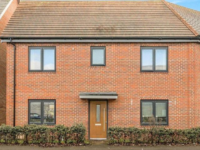 House for sale in Whitley Wood, Reading
