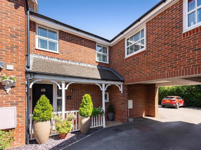 House for sale in Barton Stacey, Hampshire