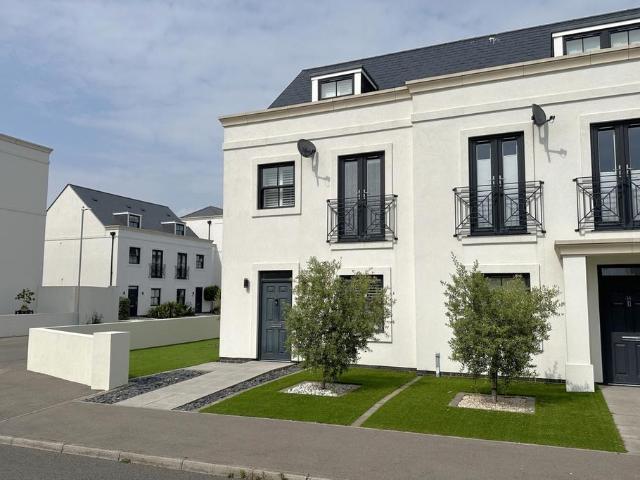 House for sale in Lower Walmer, Ash