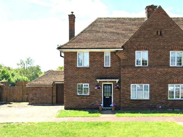House for sale in Wootton Pillinge, Stewartby