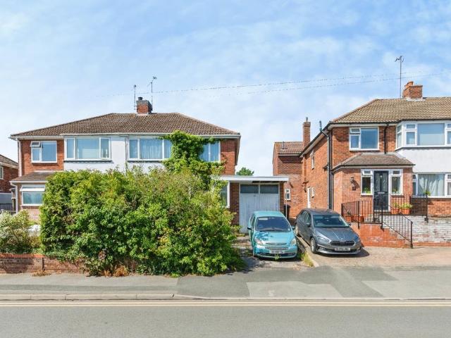 House for sale in Green Close, Warwickshire