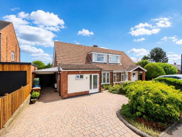 House for sale in Northampton, Northamptonshire