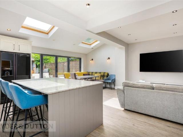 House for sale in Hurst Cross, Greenheys