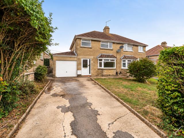 House for sale in Wroughton, Swindon