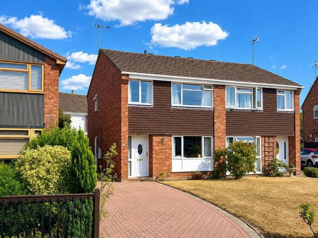 House for sale in Alderminster, Warwickshire