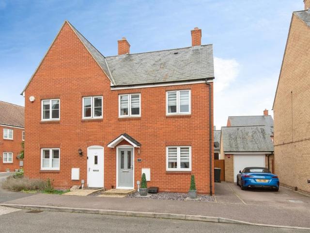 House for sale in Stotfold, Bedfordshire