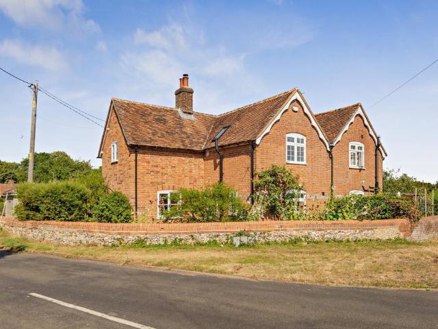 House for sale in Ashampstead, West Berkshire