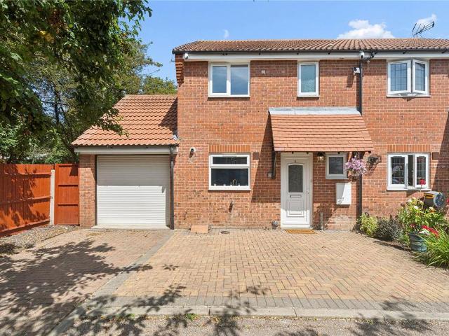 House for sale in Vange, Essex
