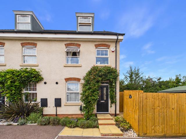 House for sale in Overmonnow, Monmouth