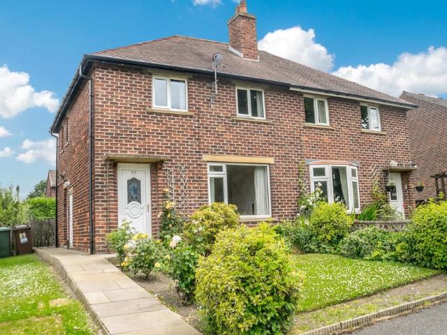 House for sale in Highburton, West Yorkshire