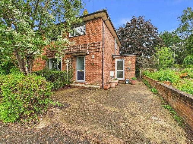 House for sale in North Bourne, Heol-las