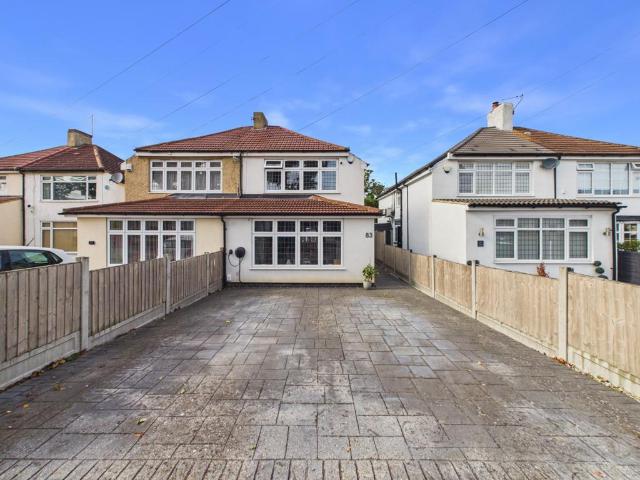 House for sale in Halfway Street, Greater London
