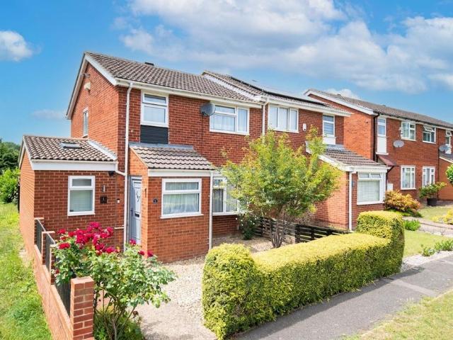 House for sale in Hatton Park, Wellingborough