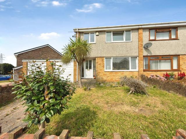 House for sale in Parc Gwernfadog, Ynystawe