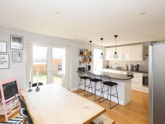House for sale in Norton Lees, South Yorkshire