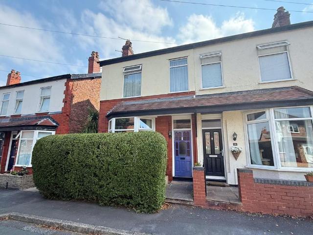 House for sale in Ashton upon Mersey, Trafford Park