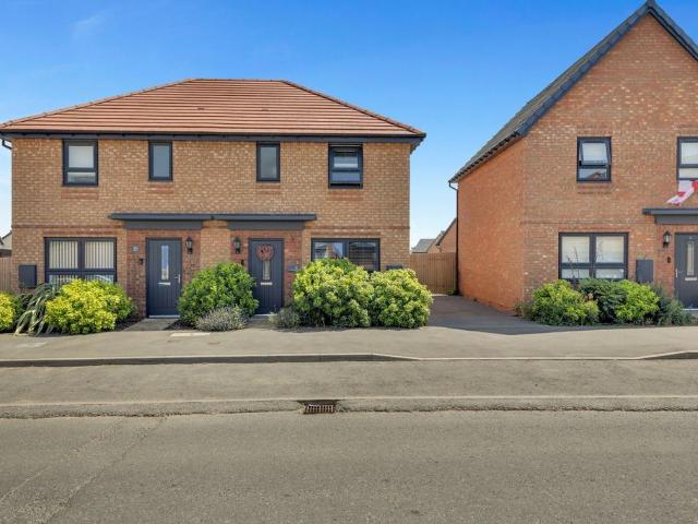 House for sale in Leighton-Linslade, Eggington