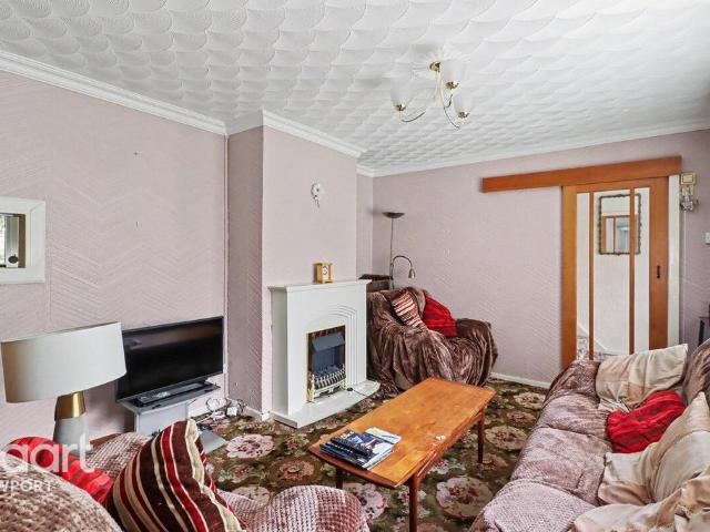 House for sale in Pontrhydyrun, Wales