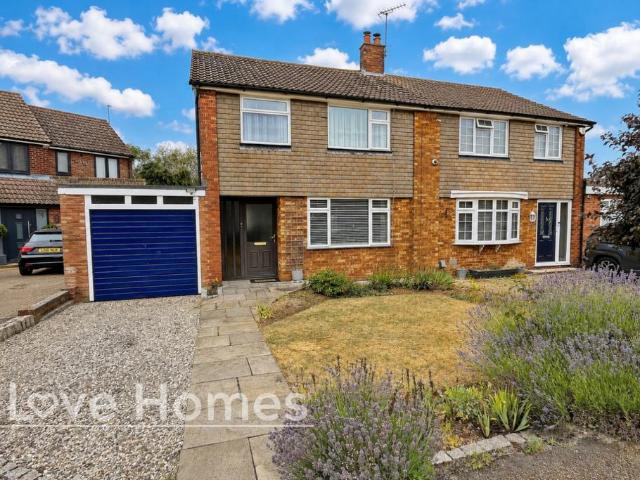 House for sale in Toddington, Bedfordshire