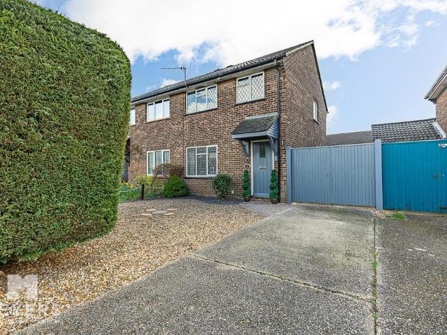 House for sale in Throop, Bournemouth