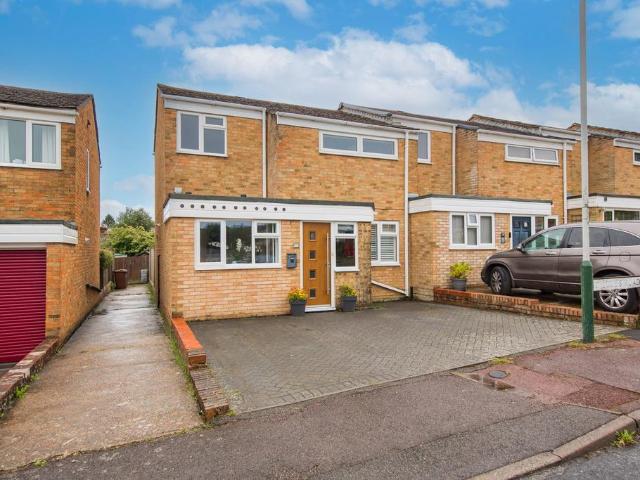 House for sale in St James, Sandown Park