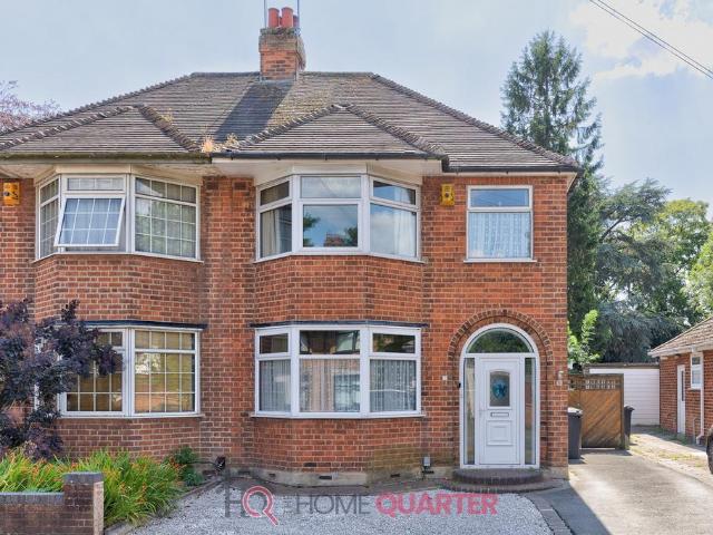 House for sale in Camp Hill, Warwickshire