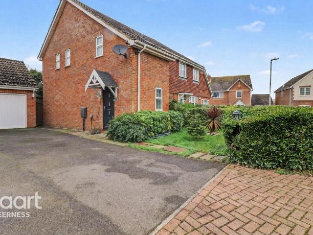 House for sale in Oad Street, Kent