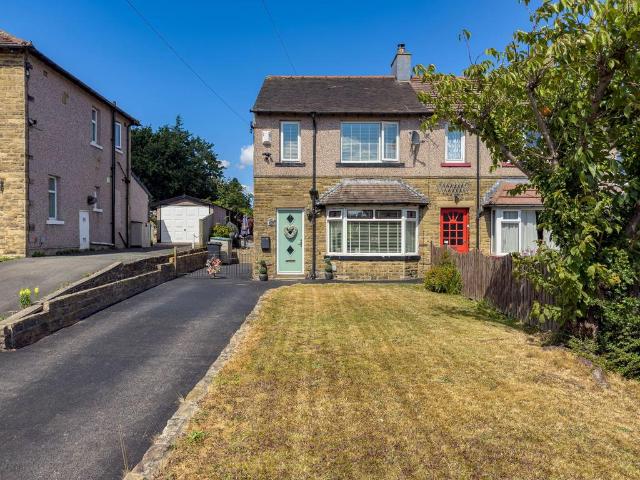 House for sale in Hove Edge, Bailiff Bridge