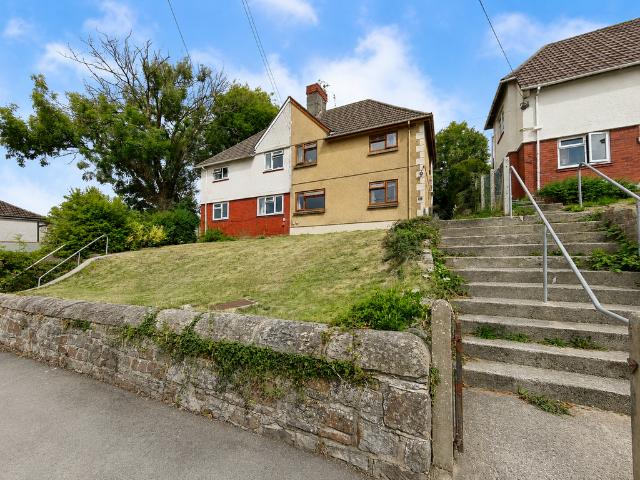 House for sale in Loughor, Wales