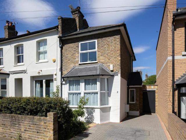 House for sale in East Dulwich, Greater London