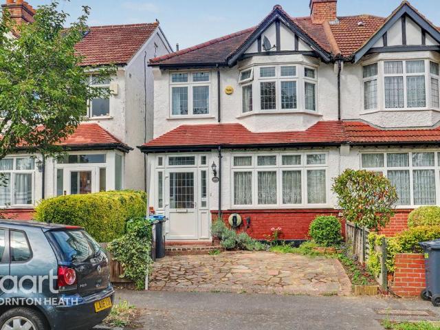 House for sale in London Borough of Croydon, Norbury