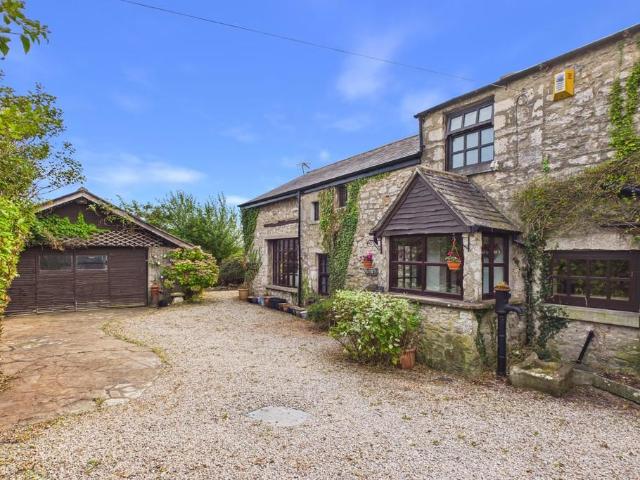 House for sale in Warton, Bare