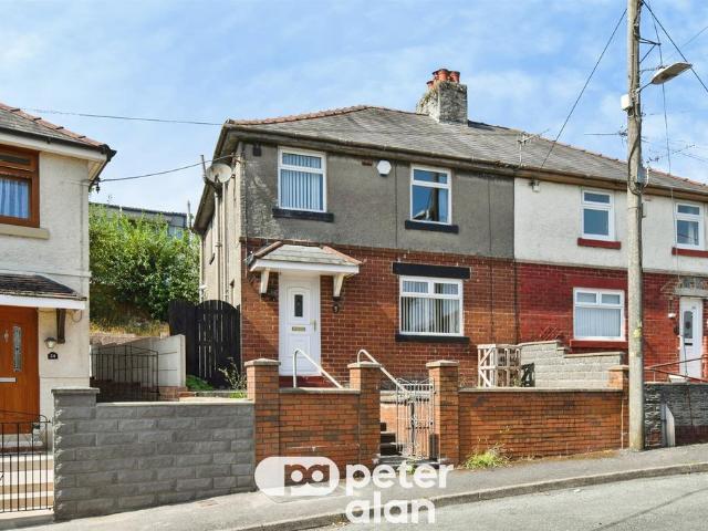 House for sale in Cefn-coed-y-cymmer, Trefechan