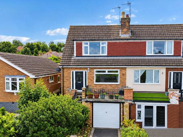 House for sale in Gedling, East Midlands