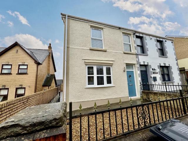 House for sale in Cyfarthfa, Merthyr